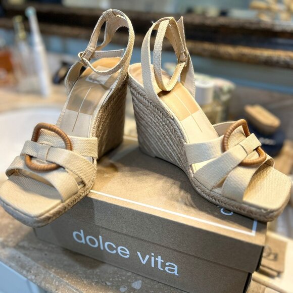 Dolce Vita Maze Espadrille Wedge Sandal In Ivory in US Women Size 8.5 (New) - Picture 1 of 6